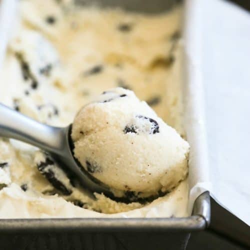 Mint Dark Chocolate Chunk Ice Cream {30 Minute Recipe}