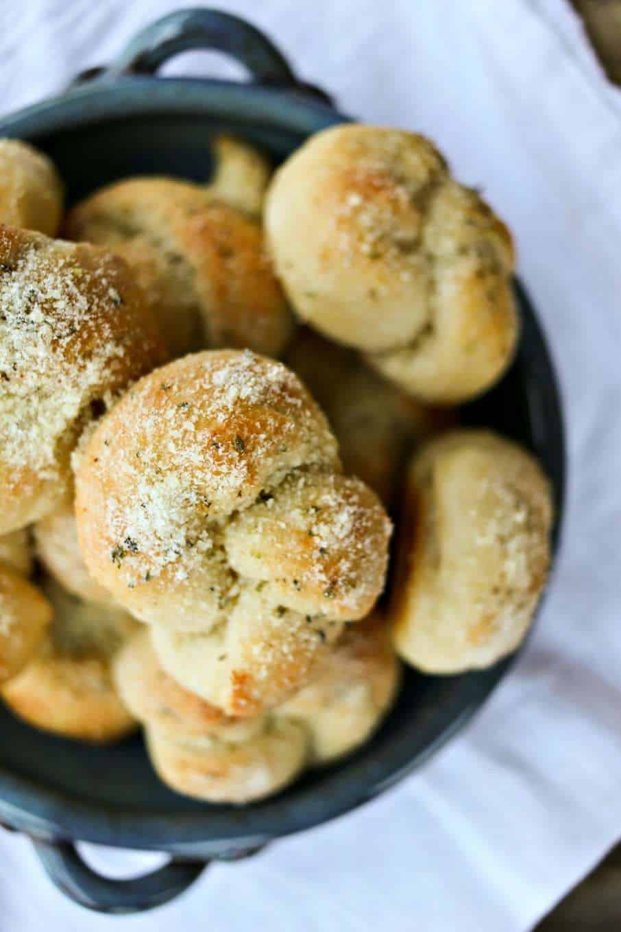 Easy Garlic Knots