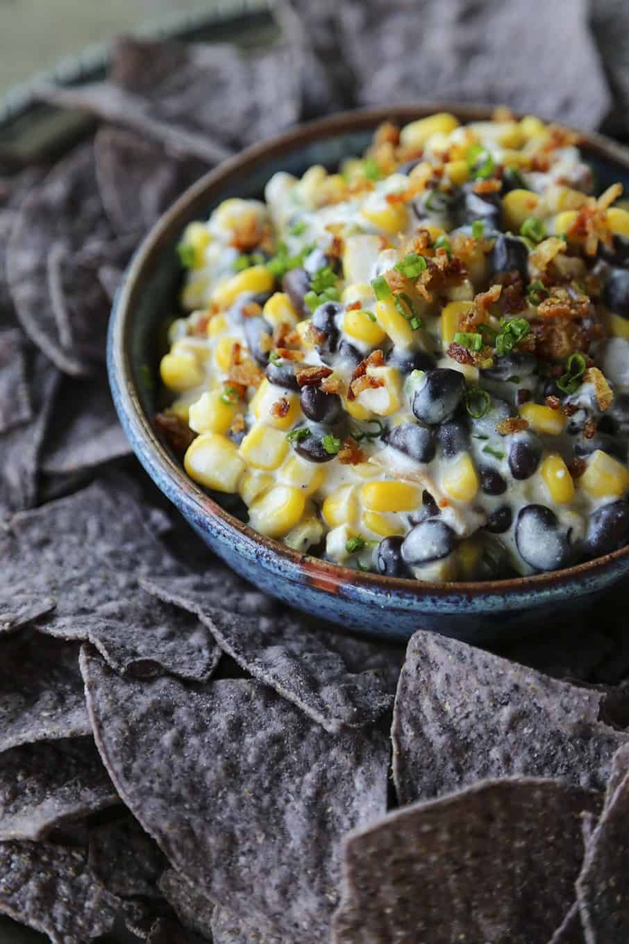 https://www.foodiewithfamily.com/wp-content/uploads/2015/11/Slow-Cooker-Black-Bean-Corn-Bacon-Dip.jpg