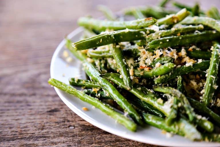 Garlic Parmesan Green Beans - Foodie With Family