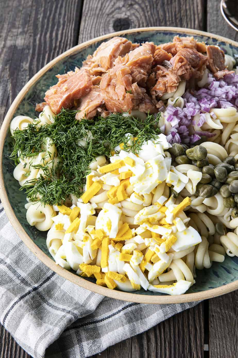 Smoked Salmon Pasta Salad - Foodie With Family